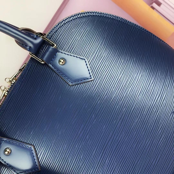 ルイヴィトンバッグ角部分ディテール